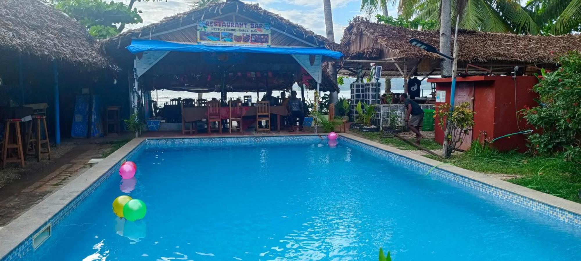 Отель Piscine Bimoko Нуси-Бе Экстерьер фото