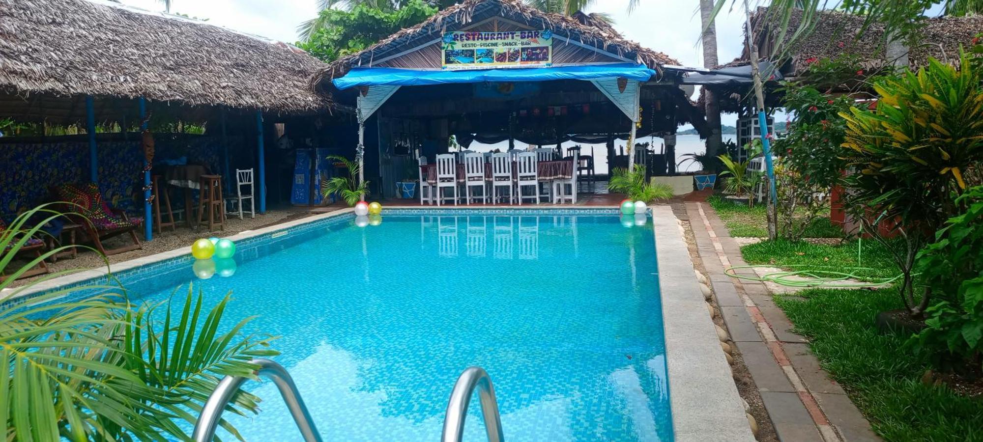 Отель Piscine Bimoko Нуси-Бе Экстерьер фото